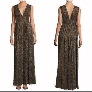 Aidan Mattox Metallic Vneck Black‎ Gold Dress Gown